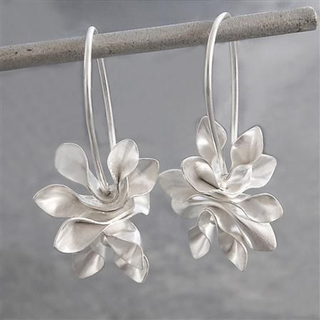 Thessaly – Refined Vintage Blossom Silver Earrings