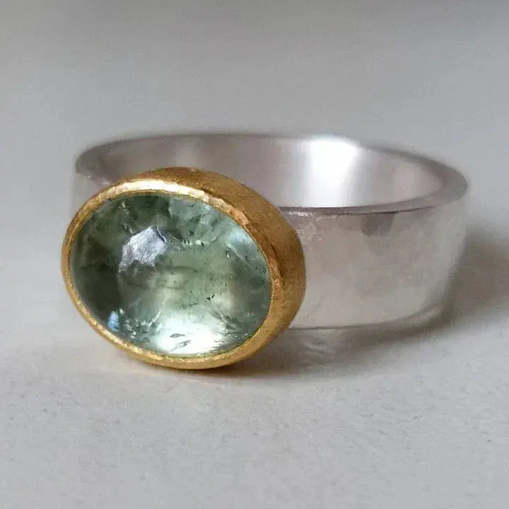 Seraphina – Refined Vintage Green Stone Ring