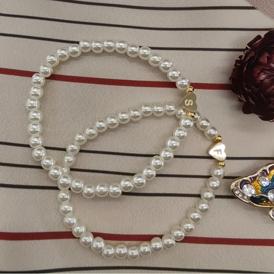 Maribeline – Personalized Pearl Initial Bracelet with Golden Heart